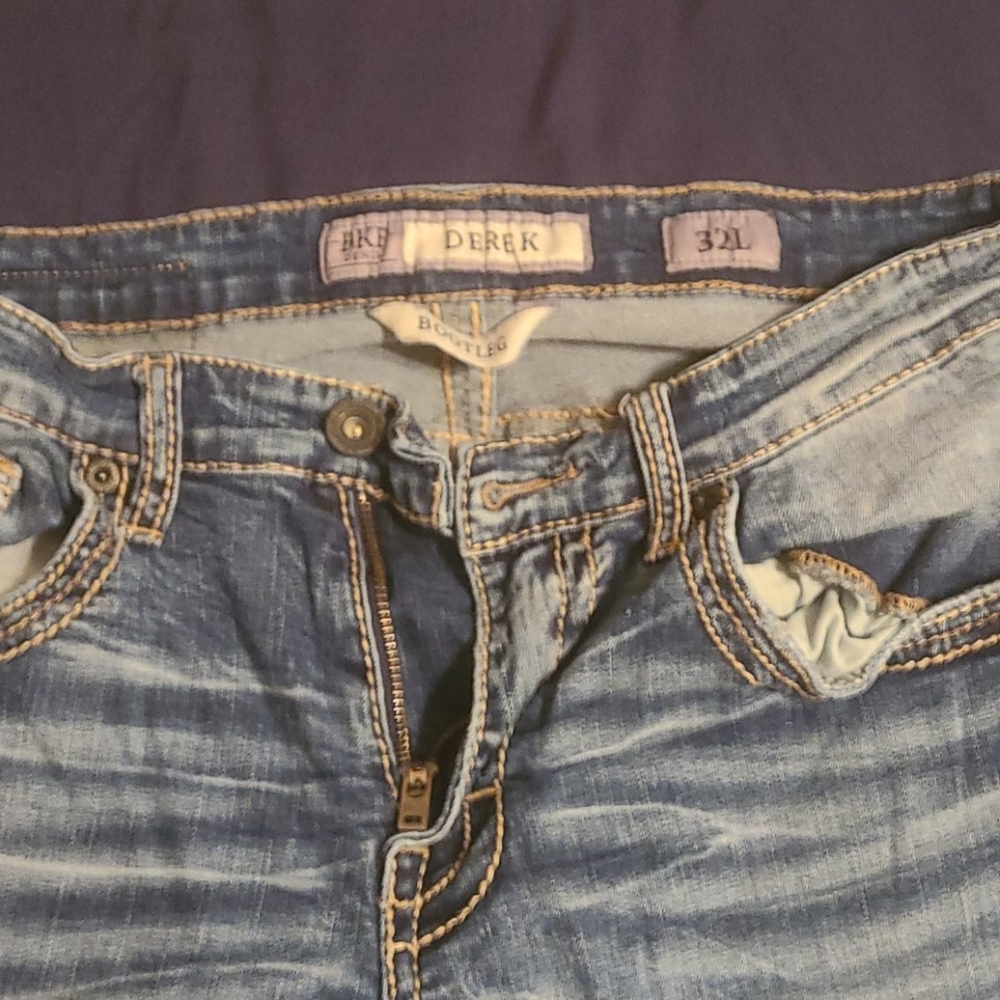 BKE Derek 32L